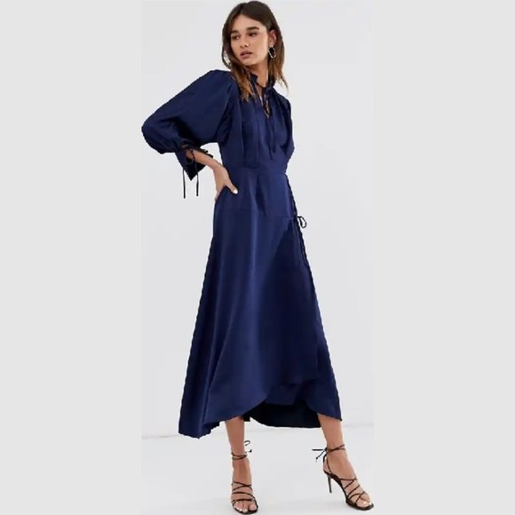 ASOS Dresses & Skirts - NWT ASOS WHITE tie detail long sleeve midi dress